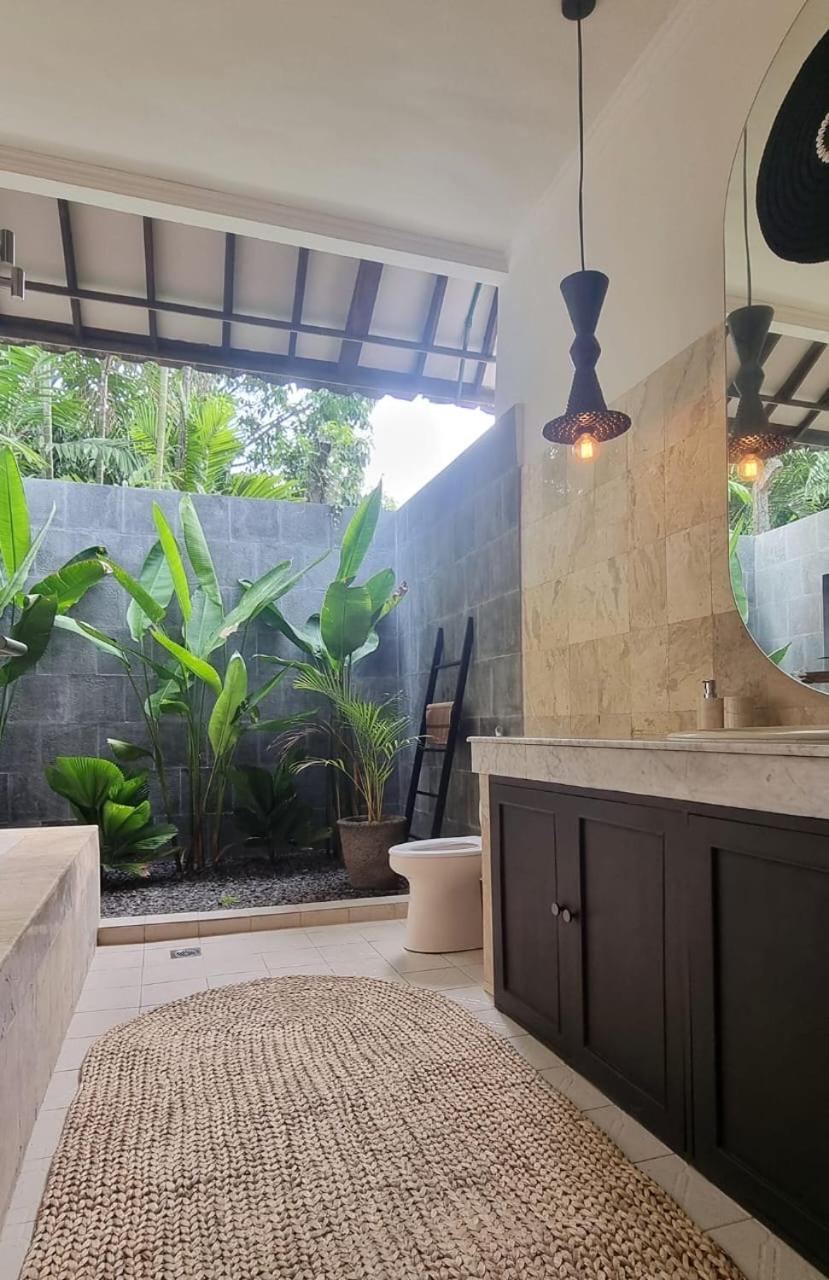 Mumbul Villas Nusa Dua  Bagian luar foto